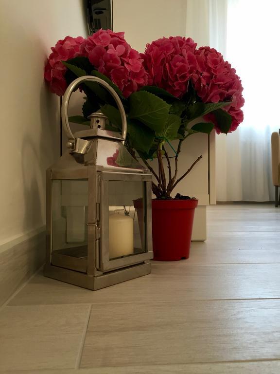 St. Vitale'S Basilic View Elegant Apartment Ravenna Bagian luar foto