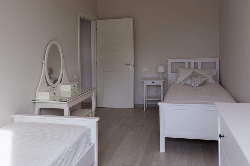 St. Vitale'S Basilic View Elegant Apartment Ravenna Bagian luar foto
